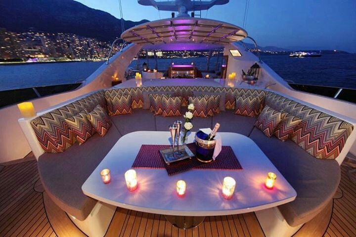 Private Yacht Dinner
